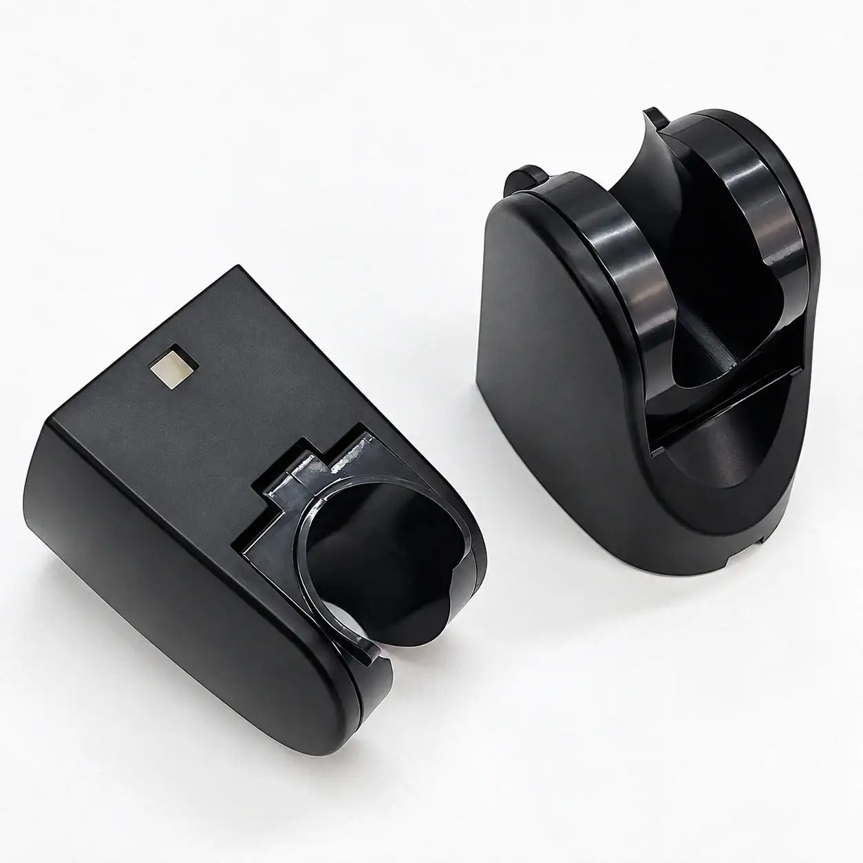 Bát gác tay sen ABS mạ PVD màu đen của Eurolife EL-128SH-D với cơ cấu điều chỉnh góc