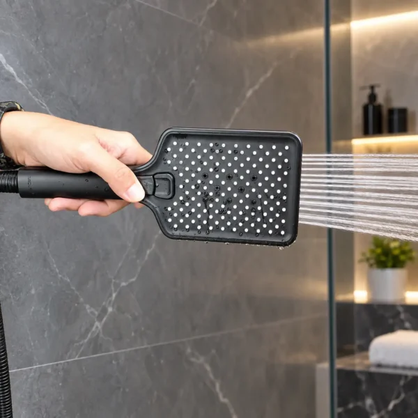 Chế độ phun tia nước thẳng tay sen Eurolife EL-126SH-D