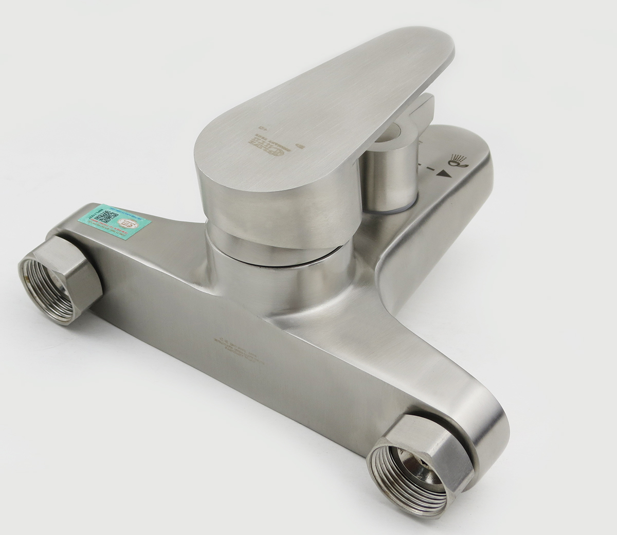 Ảnh mặt sau củ sen Eurolife EL-LAVEN 01 thể hiện thân Inox SUS 304, bề mặt xước mờ, chân kết nối và cấu trúc lắp đặt phía sau sản phẩm.