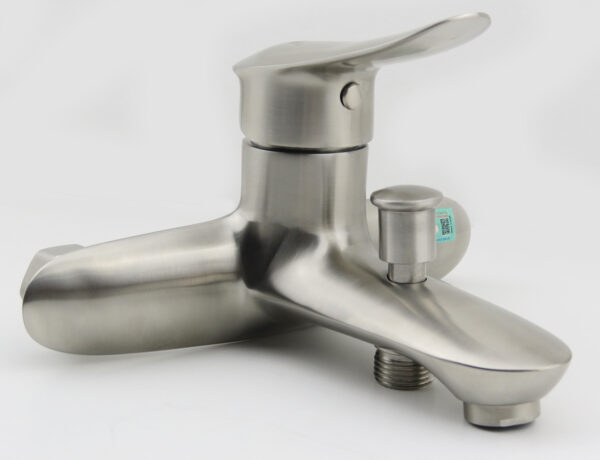 Hình mô tả chất liệu Inox SUS 304 của củ sen Eurolife EL-ORCHID 01, bề mặt Inox nguyên thủy xước mờ, thiết kế bo tròn mềm mại và hiện đại.