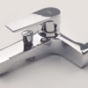 Hình ảnh củ sen nóng lạnh Eurolife EL-JAS 01 với bề mặt mạ Chrome sáng bóng, thể hiện độ hoàn thiện thẩm mỹ và thiết kế hiện đại của sản phẩm.