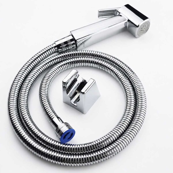 Kết cấu bộ vòi xịt Eurolife EL-X11-T gồm tay xịt ABS, dây dẫn nước 120cm và bát gác hoàn thiện Chrome đồng bộ.
