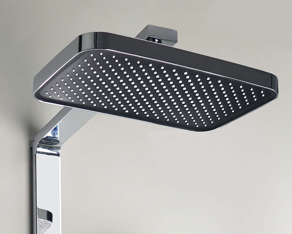 Đài sen vuông lớn của sen cây Eurolife EL-SC907 có thiết kế hiện đại, bề mặt phun nước rộng với nhiều lỗ phun đều, giúp tạo dòng nước tắm mưa thoải mái.