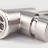 Chi tiết thân vòi rửa chén Eurolife EL-KM09 với thiết kế cần cong, tay gạt tròn và bề mặt inox xước mờ.