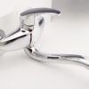 Thân vòi rửa chén âm tường Eurolife EL-T015AT bằng Đồng H61 mạ Chrome 5 lớp, thiết kế chắc chắn và sang trọng.