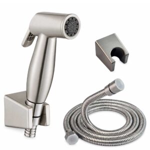 Thiết kế bộ vòi xịt tăng áp Eurolife EL-X13-V gồm tay xịt, dây dẫn 120cm và bát gác đồng bộ màu Niken.