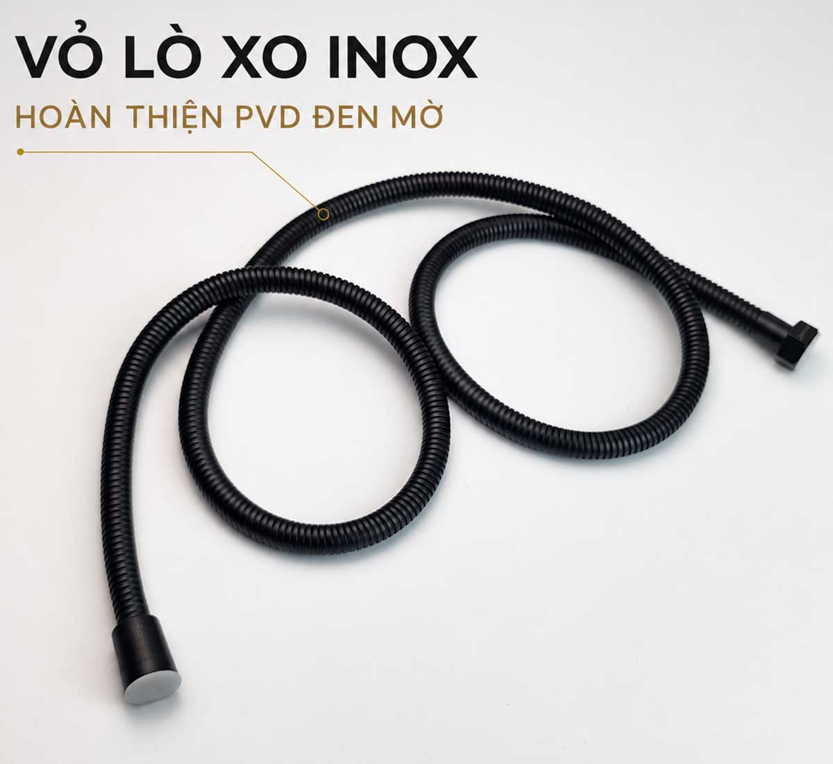 Dây xịt Eurolife EL-X11-D có vỏ lò xo Inox hoàn thiện PVD đen mờ, thiết kế mềm mại và linh động 