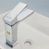 Hình ảnh vòi lavabo nóng lạnh Eurolife EL-HAVENT 02 với đường nét vuông vắn, khỏe khoắn, thân vòi mạ Chrome sáng bóng và thiết kế hiện đại thuộc series HAVENT.