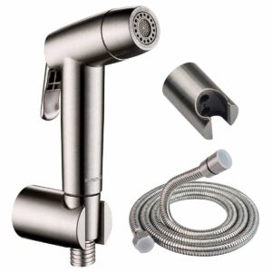 Vòi xịt vệ sinh Eurolife EL-X12-V màu Niken gồm tay xịt hai chế độ, dây 120cm và bát gác.