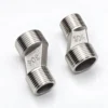 Hai chân quỳ lệch tâm Eurolife EL-2Z thể hiện cấu hình đầu kết nối 21 mm và 27 mm