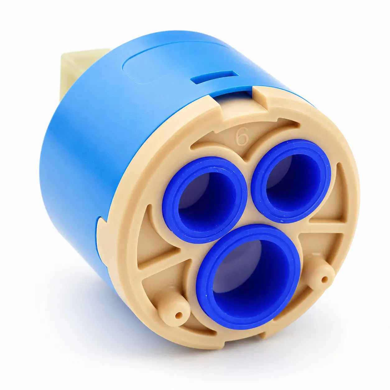 Mặt đáy cartridge Ceramic Eurolife với ba cửa nước và gioăng cao su làm kín