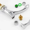 Lõi van Ceramic Eurolife minh họa ứng dụng trong vòi lavabo lạnh có cấu hình tương thích